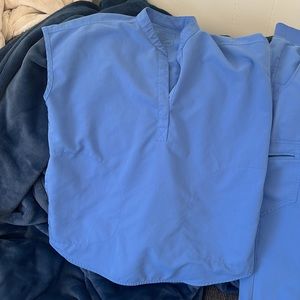 Ciel blue figs. Technical collection. Small joggers with tiny cm stain small top